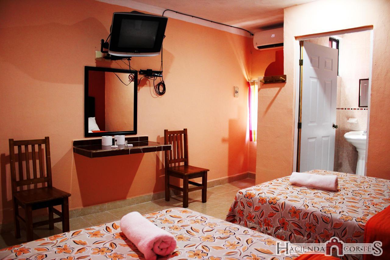 Hotel Hacienda Cortes ميريدا المظهر الخارجي الصورة